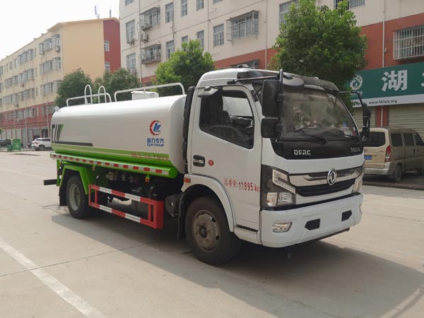 國六東風凱普特灑水車
